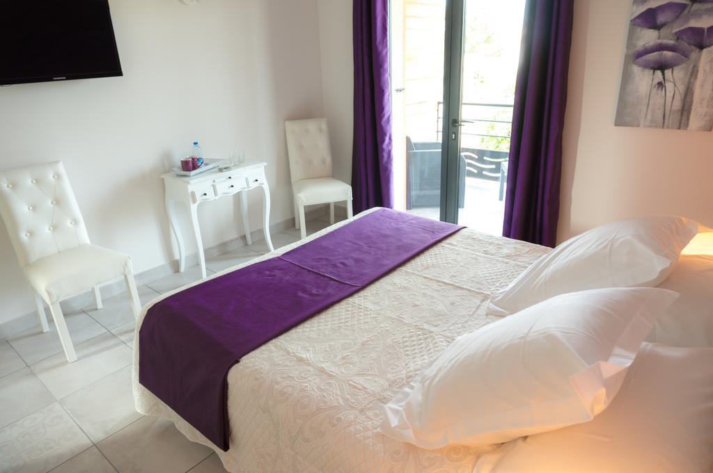 Le Clos De L'Olivade Saint-Just  部屋 写真